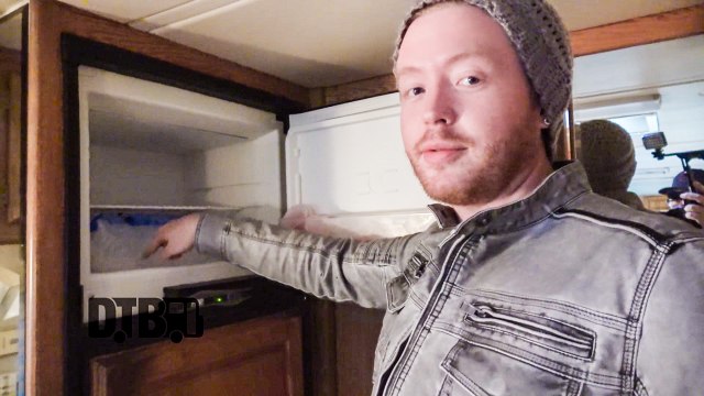 Shallow Side - BUS INVADERS Ep. 1135