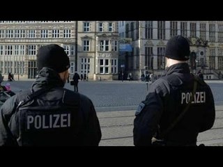 Munich: Rail passengers stabbed by man shouting 'Allahu Akbar', one killed| Oneindia News