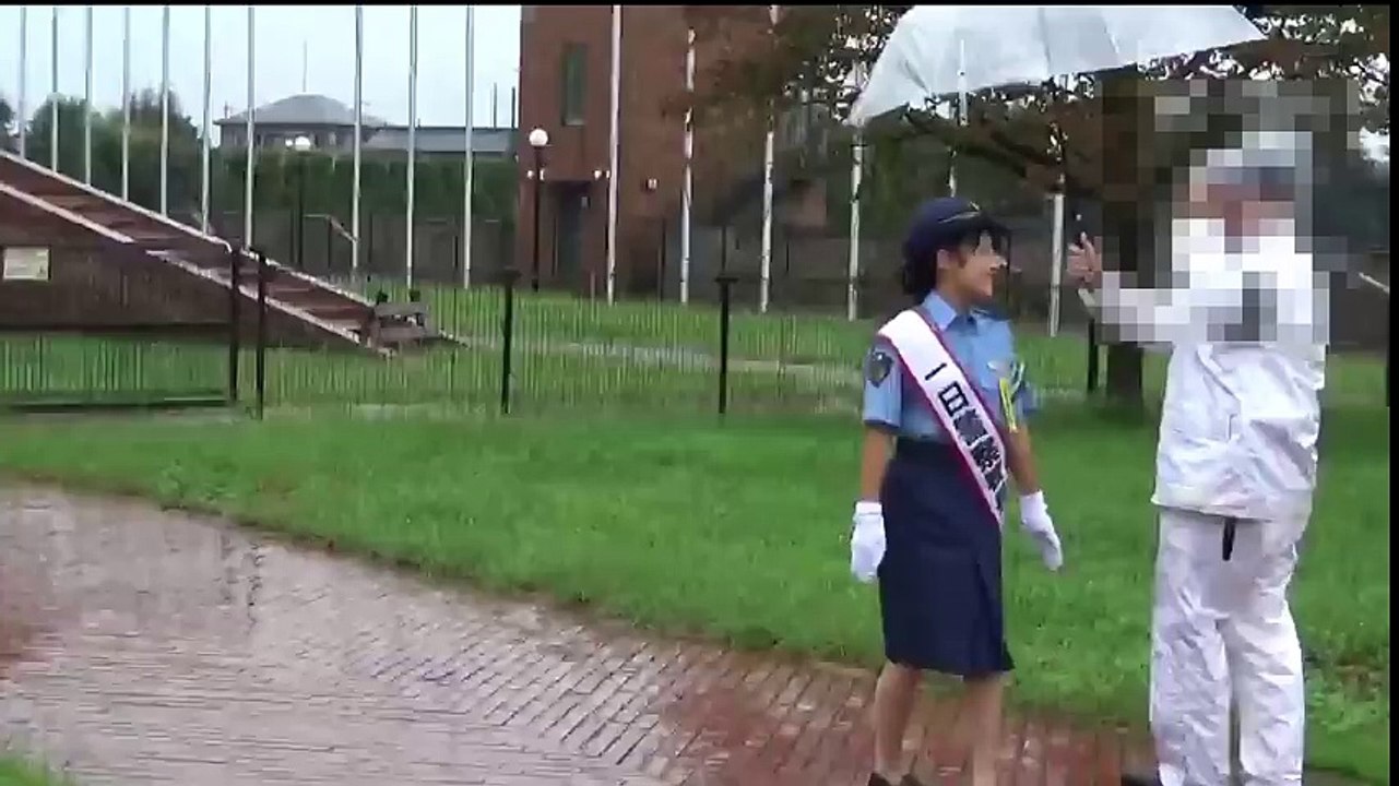 鈴木杏奈　一日警察署長　「THE カラオケ★バトル」U-18四天王