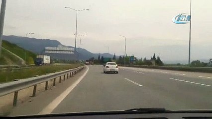 Hız tutkunu motosikletçilerin tehlikeli yolculuğu