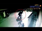 Bengaluru woman abducted & molested, Watch CCTV footage | Oneindia News