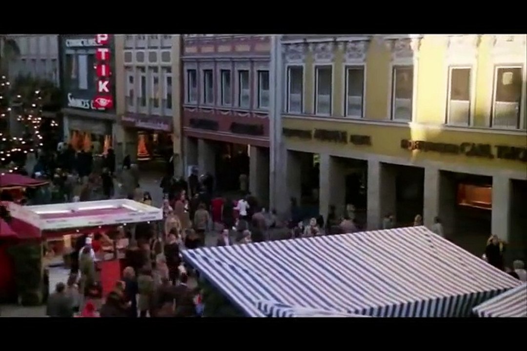 Last Stop on the Night Train (1975) *Greek Subtitles* part 1/2