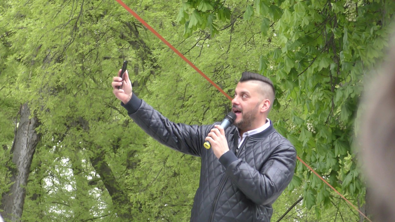 Kökény Attila - Utcazenész (Nagykőrős 2017-04-22 4K)