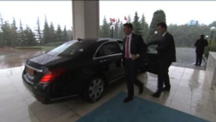 Başbakan Yıldırım ve Bakanlar Koltuklarını Çocuklara Devretti