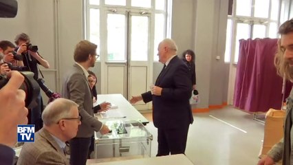 François Asselineau a voté à Paris