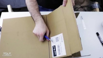 Fabriquer une maison pour chat en carton-SyRSqJZFuEg