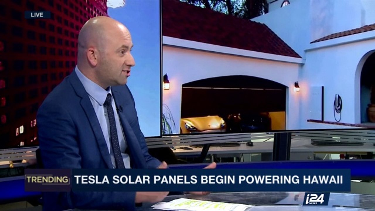 TRENDING | Louis Vuitton teams up with Jeff Koons | Friday, April 21st 2017