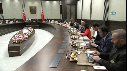 Cumhurbaşkanı Erdoğan Koltuğunu Küçük Yiğit'e Devretti