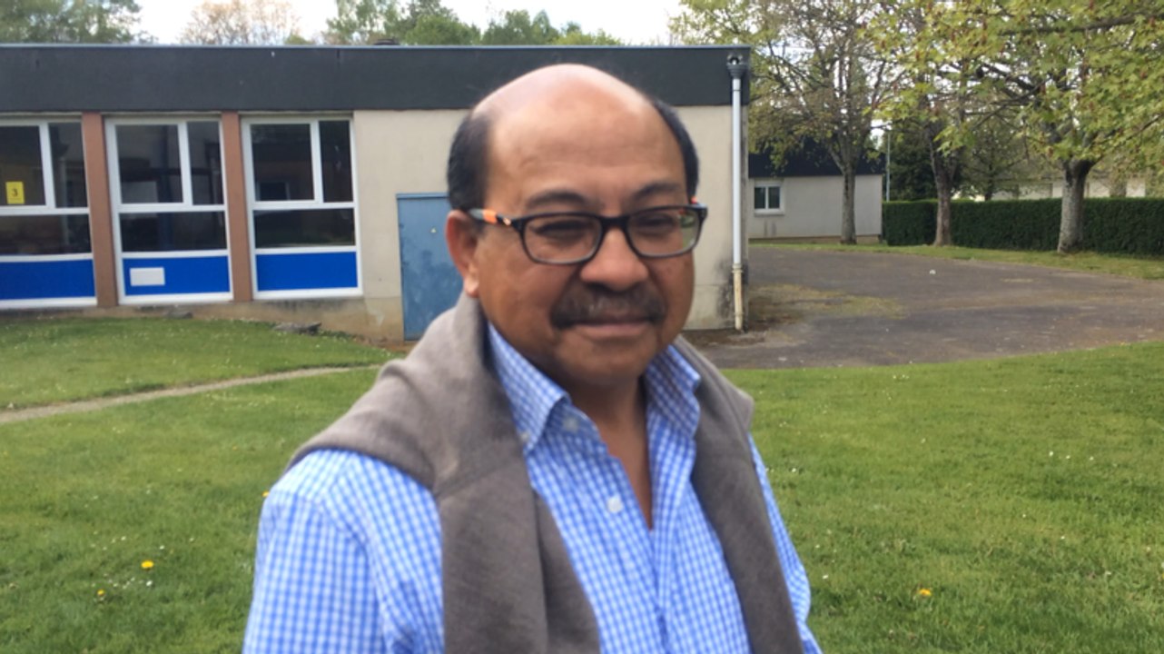 Les votants s'expriment à Flers
