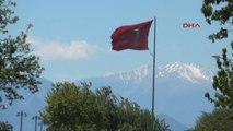 Antalya 150 Metrekarelik Türk Bayrağı Denize Düştü