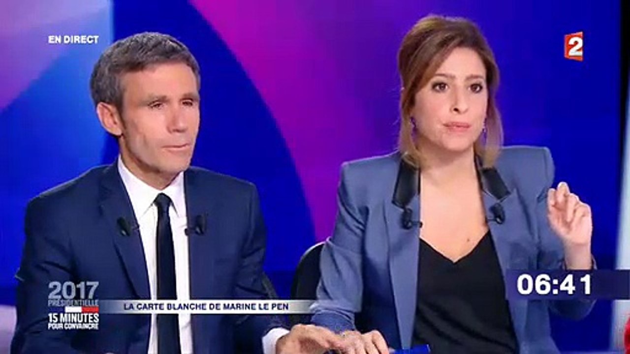 David Pujadas touche la main de Léa Salamé ... pour la faire taire