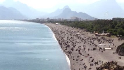 Türk Yıldızları Antalya Semalarında Gösteri Yaptı