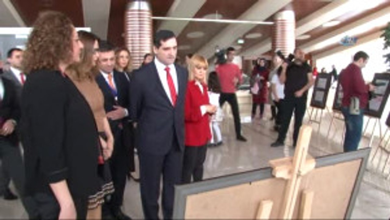 23 Nisan Azerbaycan'da Coşkuyla Kutlandı