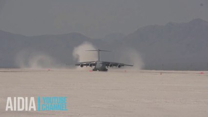 Extremely Landing And TakeOff Boeing C-17 on White Sands No Run Way