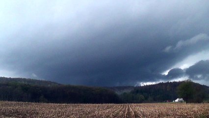 Tornado producing Supercell thunderstorm Pennsylvania spinning like a top