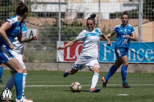 D1 - OM 2-0 Soyaux : le but de Kelly Gadéa (29e)