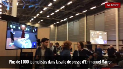A Porte de Versailles, la soirée d'Emmanuel Macron débute