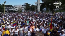 Venezuela: l'opposition maintient la pression sur Maduro