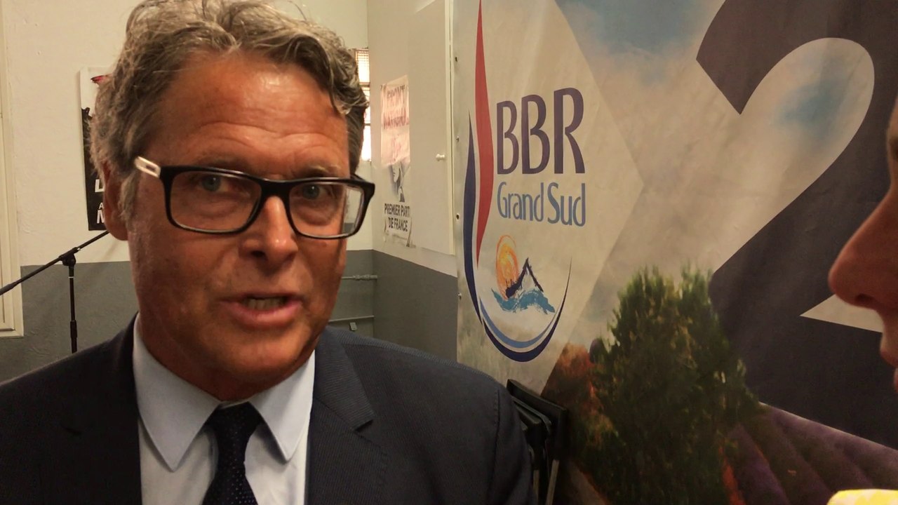 Présidentielle : ambiance au QG du Front national à Carpentras