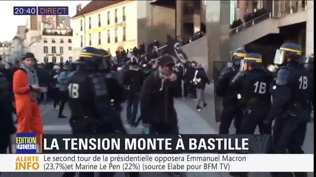 A Bastille, des centaines de jeunes tentent d’organiser une nuit des barricades après les résultats du 1er tour