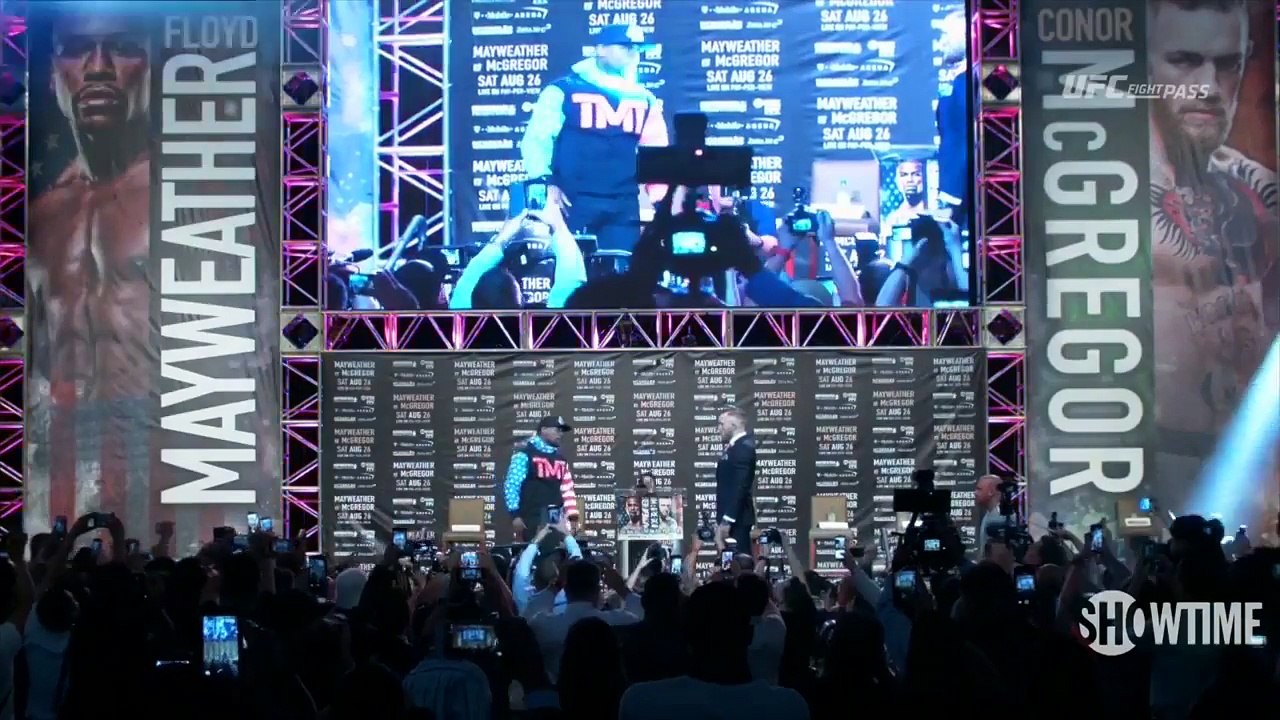 backstage do primeiro encontro entre McGregor e Mayweather