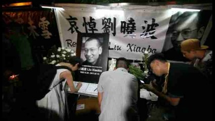 Amigos y ONGs ensalzan la figura de Liu y critican al Gobierno chino