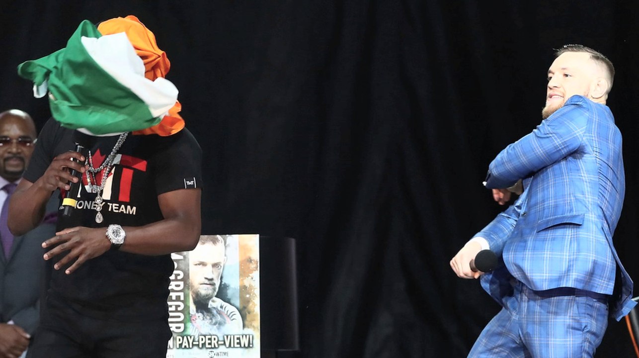 @TheBuzzer: Burlas y más burlas entre Mayweather y McGregor