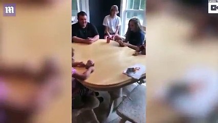 Pret vajzën e pestë, reagimi i babait do ju befasojë