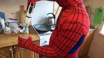 Cocina en en vida mi panqueques broma hombre araña superhéroes Irl real