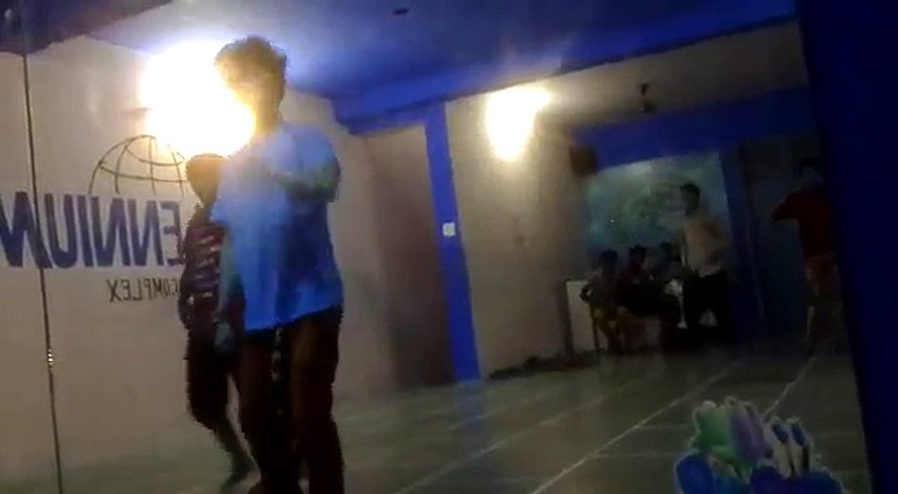 Jhanjariya Uski Chanke Gaye - Bollywood Style Dance 2014