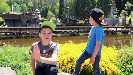 VLOG - FRAISPERTUIS City - On Plonge au Coeur du Far West, en découvrant le Parc d'Attractions !