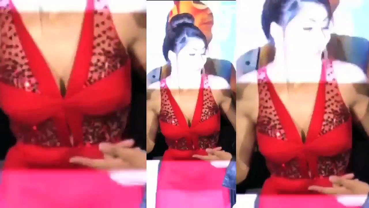 || Bollywood Actress Shocking Oops Moment 2017 Compilation ||