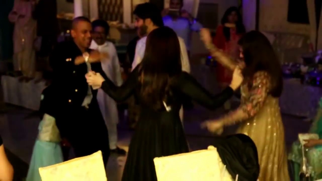Maya Ali  Dance on  Engagement