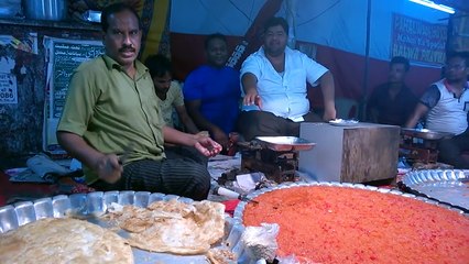 Halwa Paratha SPECIAL .Halwa paratha Mumbai .Awesome India