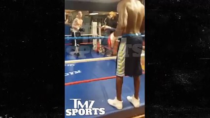 Charlie Zelenoff Knocks Deontay Wilder Out
