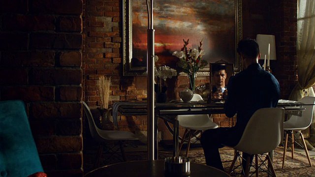 Shadowhunters 2x15 Sneak Peek #1 Alec worries about Magnus