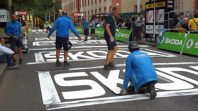 TOUR DE FRANCE FOIX...Quelques heures avant l'arrivée...