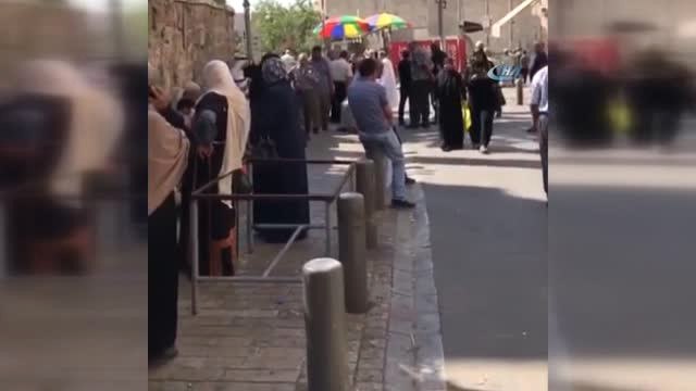 Müslümanlar 50 Yıldan Sonra İlk Defa Mescidi Aksa'da Cuma Kılamadı