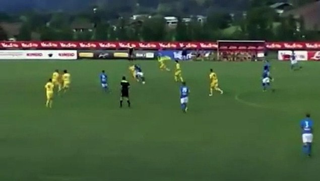 Triple passes décisives de Adam Ounas - match de préparation