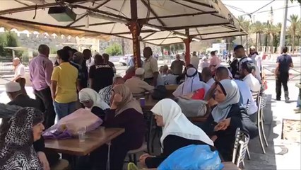 فلسطينيون في منطقة باب العامود منعوا من دخول الأقصى