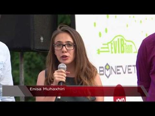 Adoleshentët gjakovarë prodhojnë makinën e parë elektrike në Kosovë - Lajme