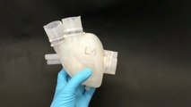 Corazón artificial impreso en 3D bombea sangre como uno de verdad