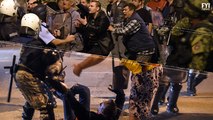 Parlamento é invadido e políticos são agredidos na Macedônia
