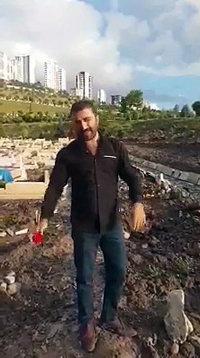 Ölüm er veya geç ölmeyecekmiyiz neden ölenlerden ibret almıyoruz nedir bizi Allahın yolundan alıkoyan