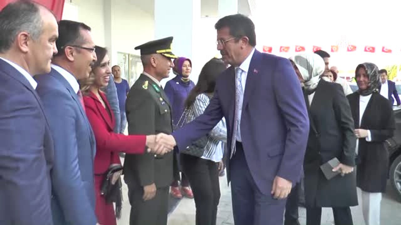Ekonomi Bakanı Zeybekci: "Türk Ekonomisi Herşeye Rağmen 2016 Yılı Yüzde 2.9'luk Bir Büyümeyle...