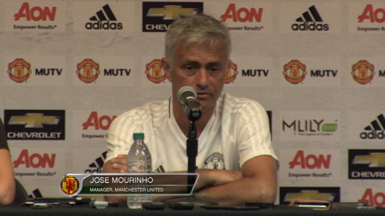 Mourinho hints at Zlatan return