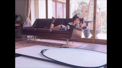 向井地美音  次世代エースの水着ショット