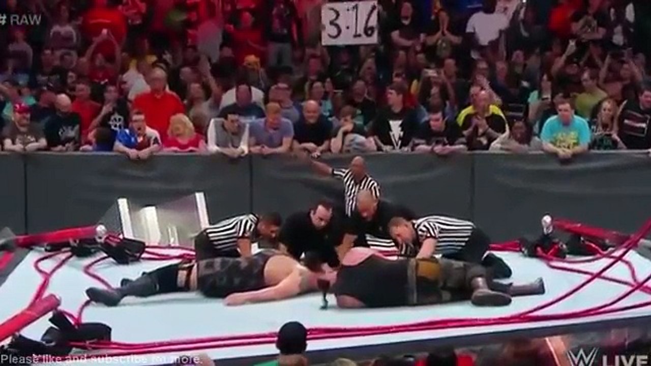 Braun Strowman and The Big Show Break The Ring (The Ring Collapses) (Full) (Raw 17th April , 2017)