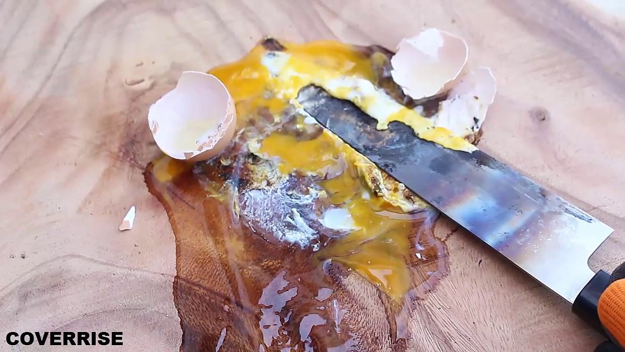 EXPERIMENT Glowing 1000 degree KNIFE VS PLAY DOH