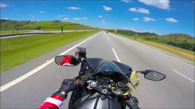 Rodolfinho da Z- Testando Suzuki Gladius.